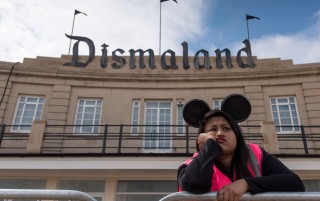 banksy-dismaland-ziguline