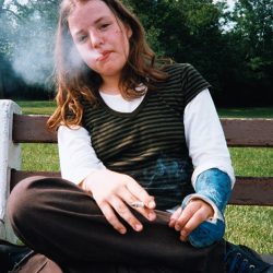 ohio-teen-with-cast-ed-templeton-teenager-smokers-ziguline