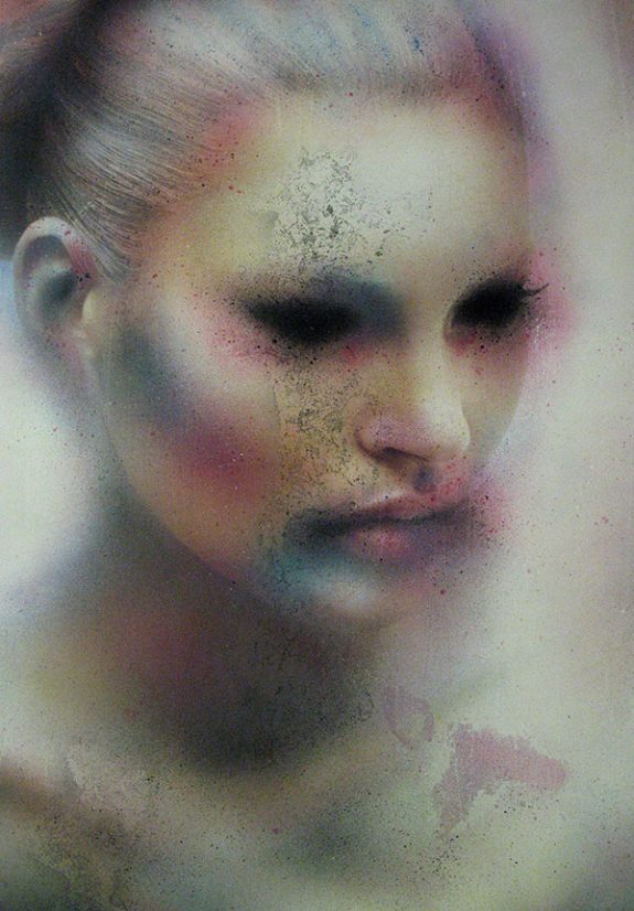Marco Rea, Untitled – pittura spray su immagine fotografica